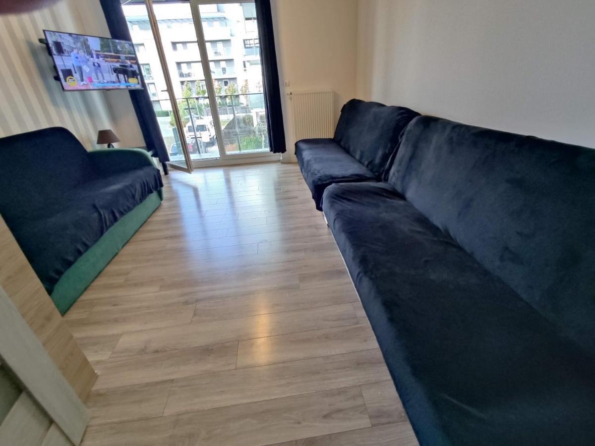 1120 Smialego 41 - Tanie Pokoje W Apartamencie - Samodzielne Zameldowanie - Self Check In Познань Экстерьер фото